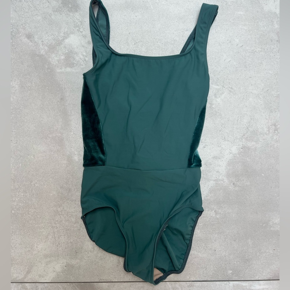 Green Eleve velvet leotard